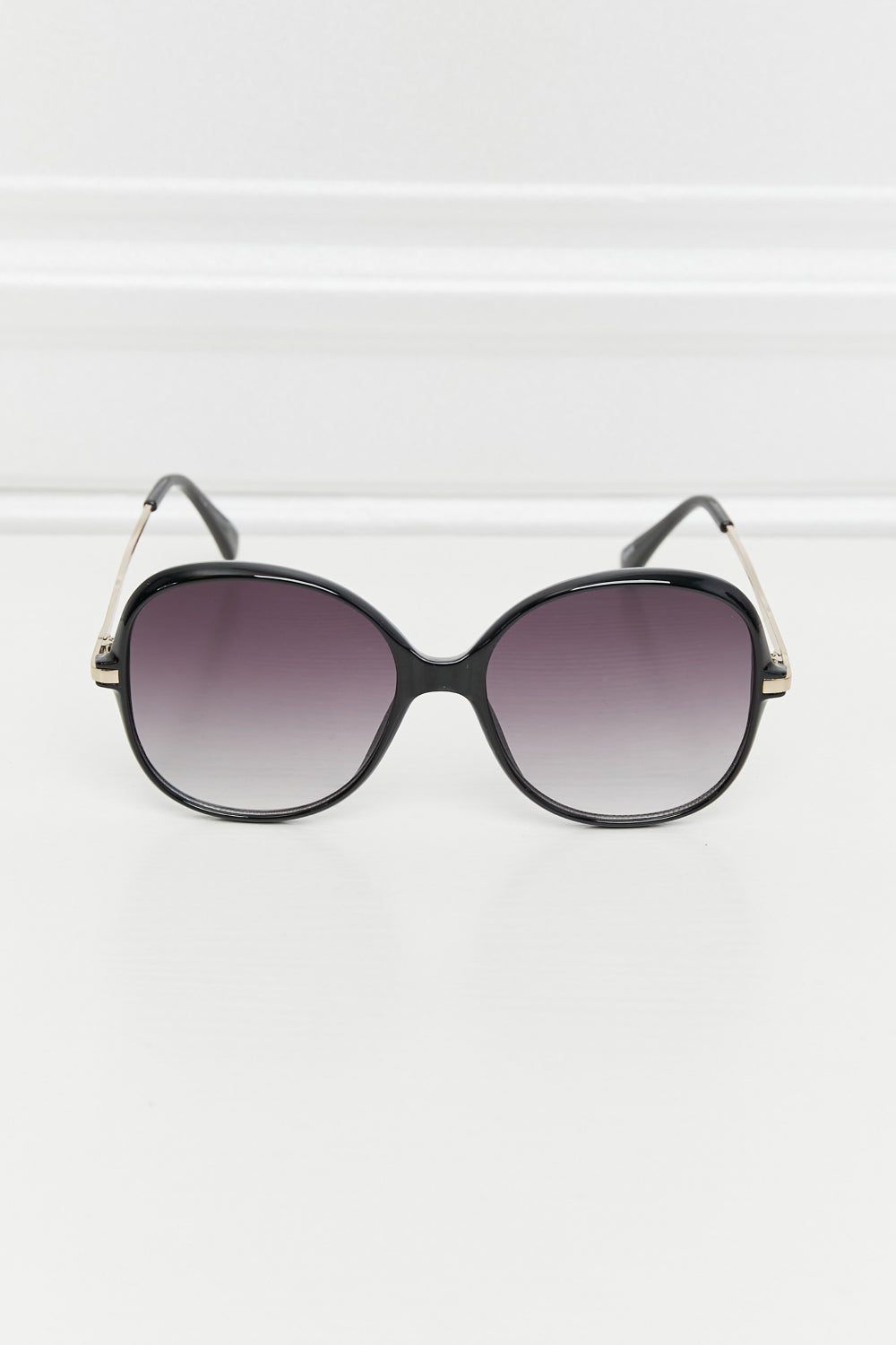 Metal-Plastic Hybrid Full Rim Ladies Sunglasses