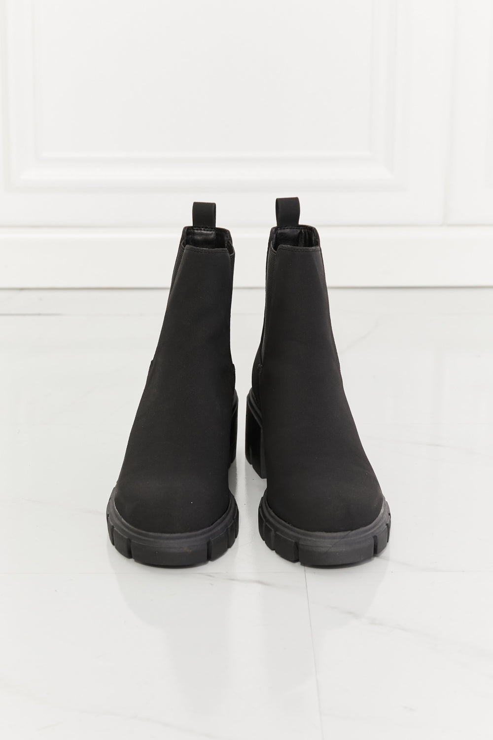 Matte Black Lug Sole, Chelsea Boots